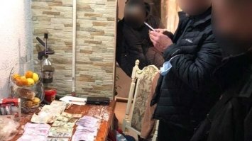 На Рівненщині виявили понад 20 тисяч пачок безакцизних цигарок